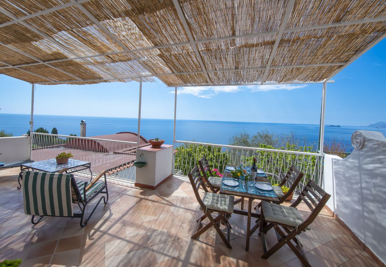 Casa a Praiano - Casa di Nonno Mario - Vista sul Tramonto di Capri