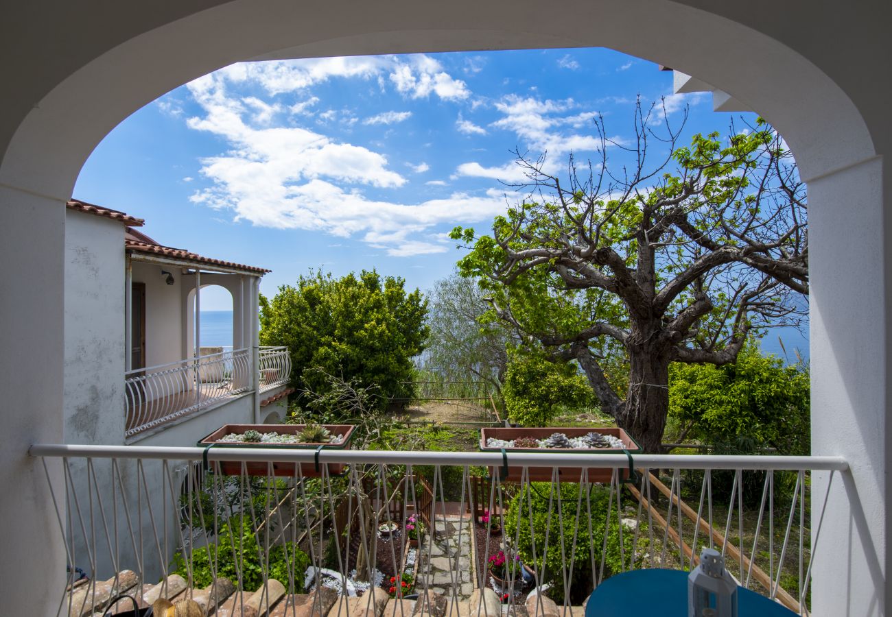 Casa a Praiano - Casa di Nonno Mario - Vista sul Tramonto di Capri