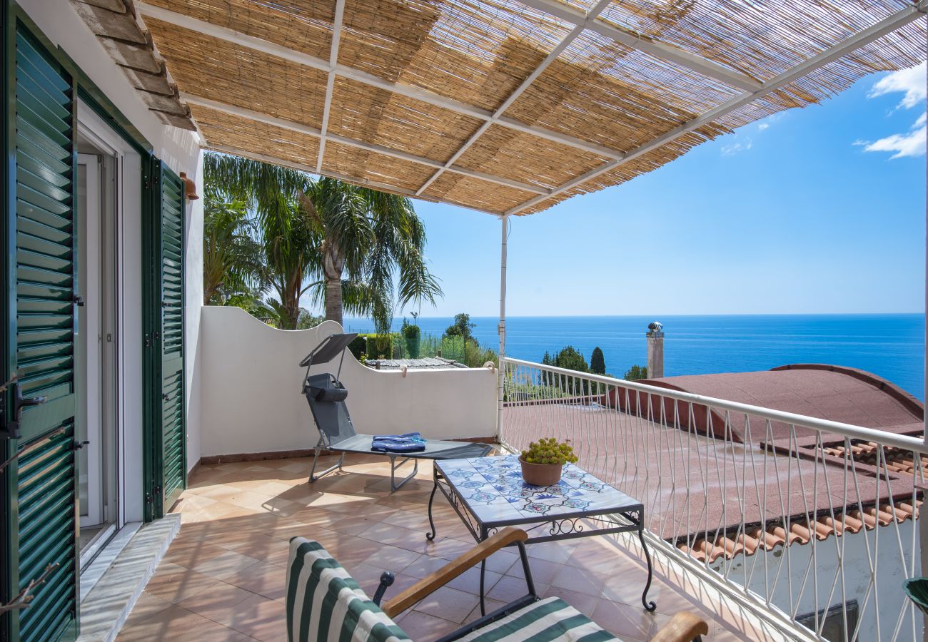 Casa a Praiano - Casa di Nonno Mario - Vista sul Tramonto di Capri