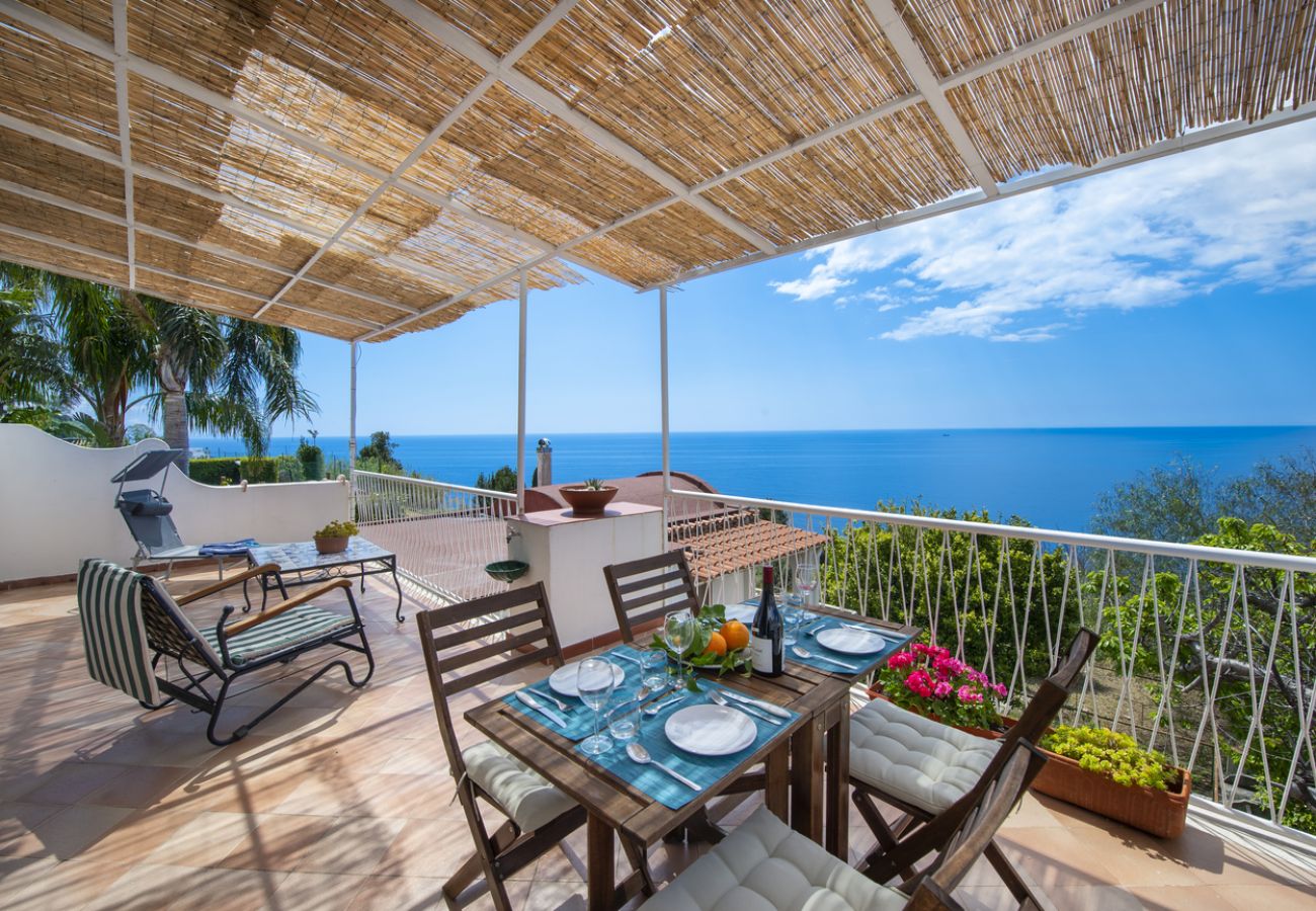 Casa a Praiano - Casa di Nonno Mario - Vista sul Tramonto di Capri