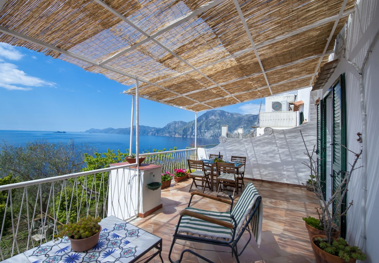 Casa a Praiano - Casa di Nonno Mario - Vista sul Tramonto di Capri