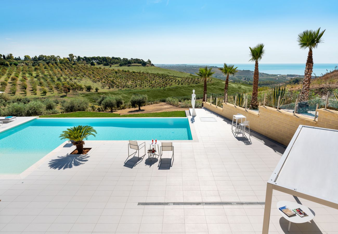 Villa a Ribera - Lussuosa villa con piscina situata nei dintorni di Ribera, Agrigento, Sicily – 6 pax